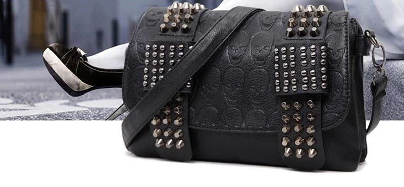 Cradle Of Goth Horror Spikes Bag 14 Cradle Of Goth Horror Spikes Bag